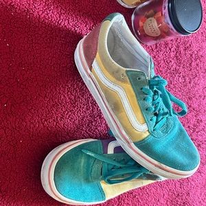 Crayon vans - size 4y